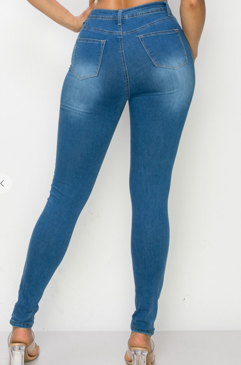 "BASIC BLUES" Skinny Jeans - JAS Boutique 